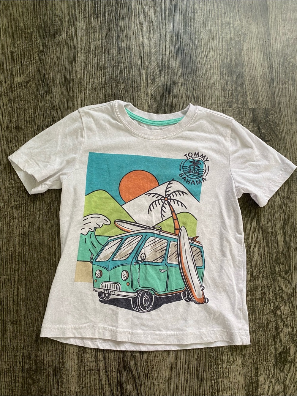 Tommy Bahama Kids Boys Size 5 White Surf Van Graphic T-Shirt Short Sleeve NWOT